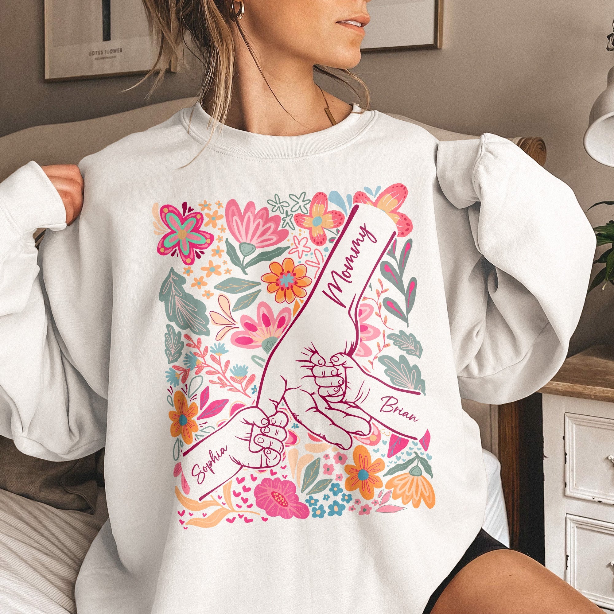 Mother's Day Gifts, Mother & Children Holding Hands Floral Shirt Gift For Mom, Wife, Grandma - Personalized Shirt